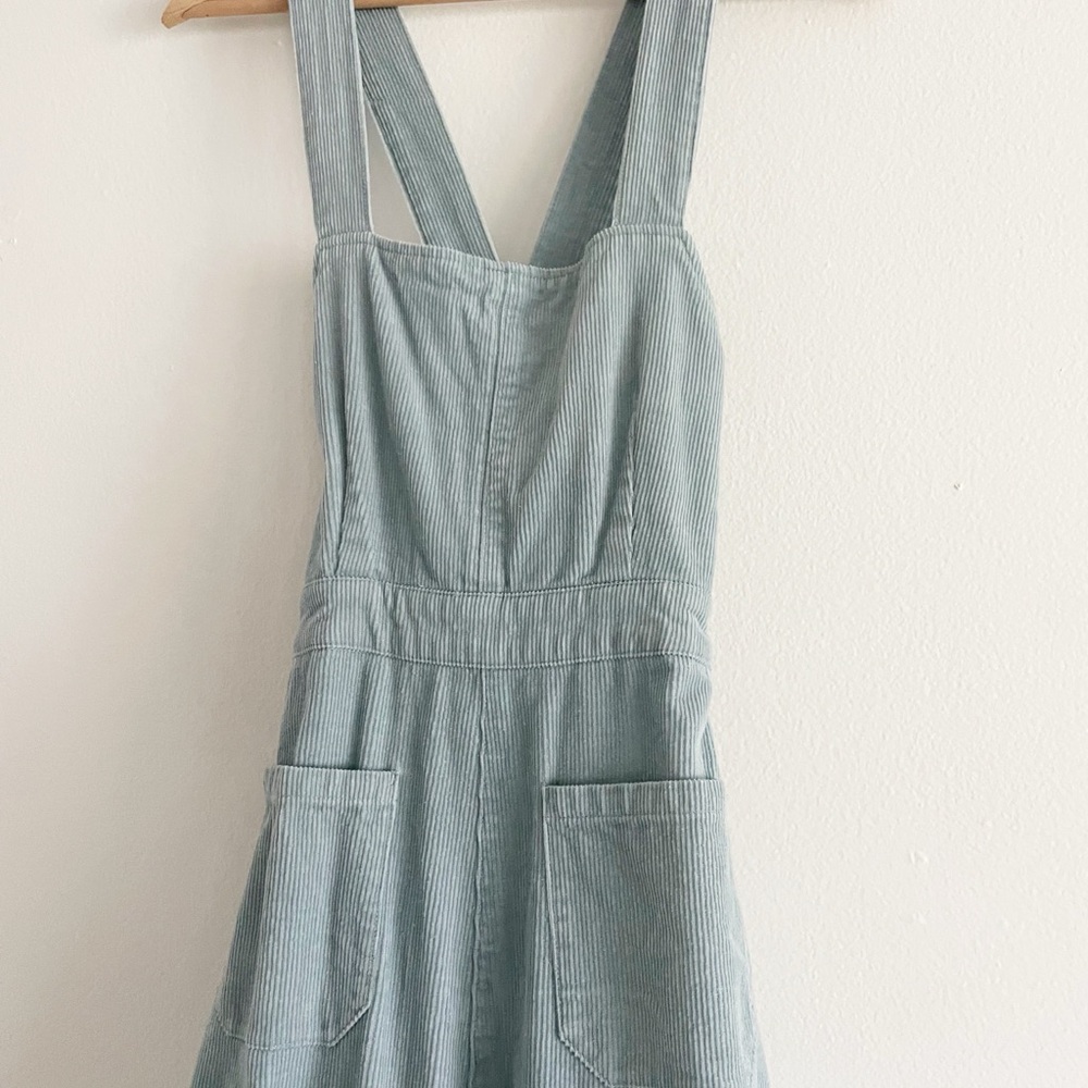Rolla’s corduroy overalls light blue